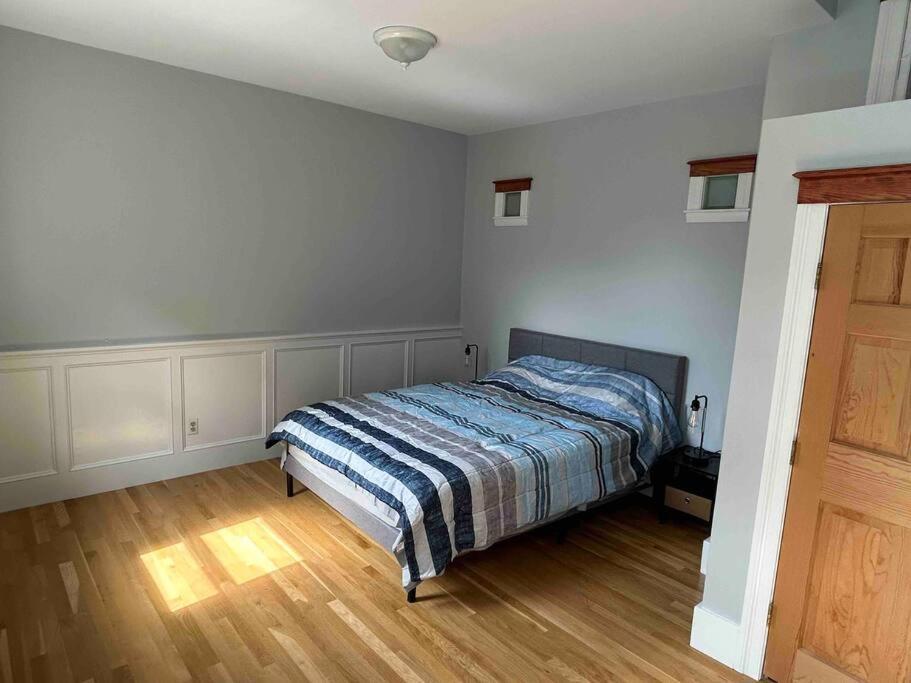 Spacious Medford Gem Εξωτερικό φωτογραφία